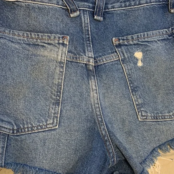New We The Free Now or Never Denim Blue Frayed Jean Shorts Westend Size 27 - Picture 9 of 13